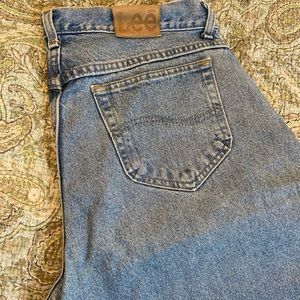 Lee Women’s Faded Wash Jeans